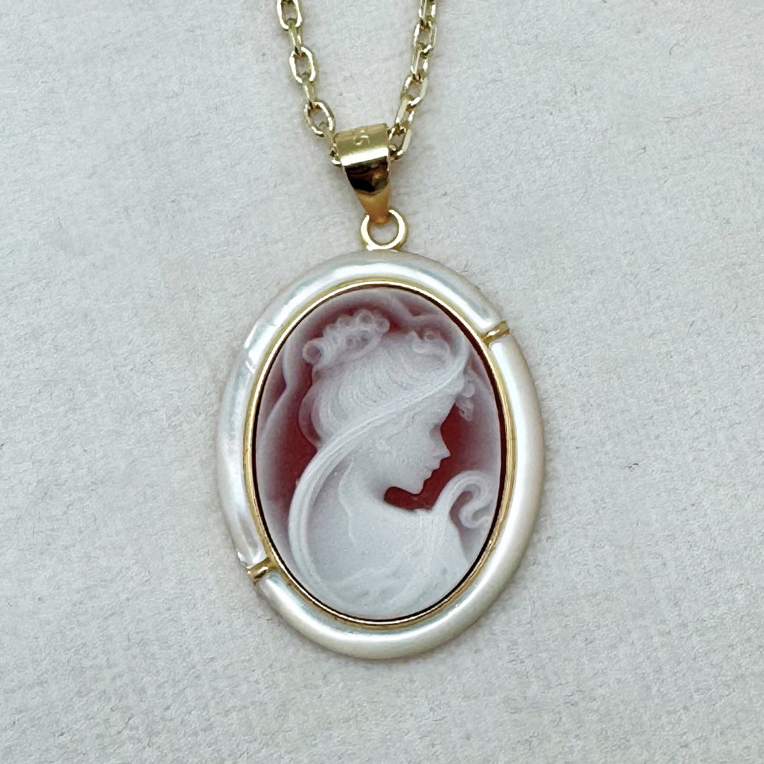 Abigail - Agate Cameo