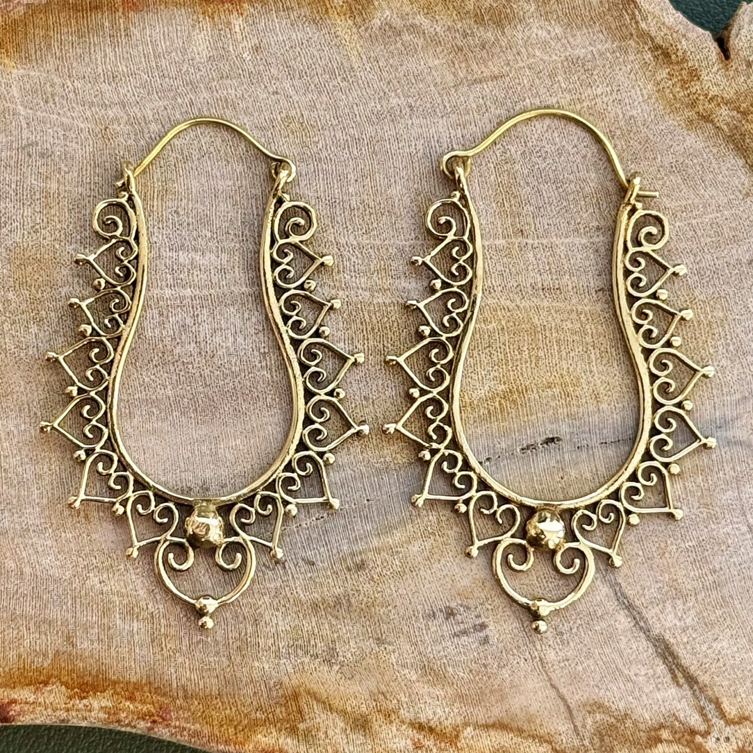 Larissa Hoops