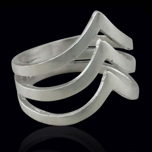 Trinity Peak Ring - Silver