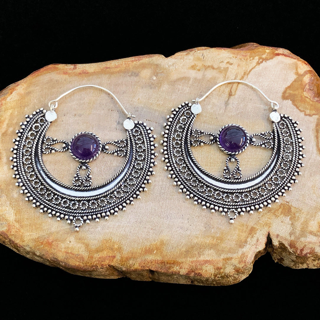 Laili Hoops
