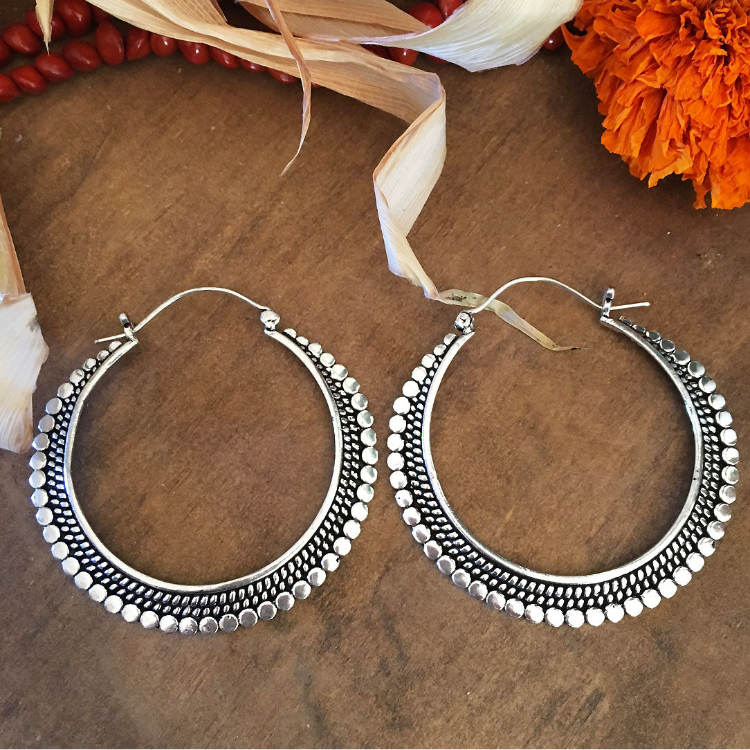 Heela Hoops
