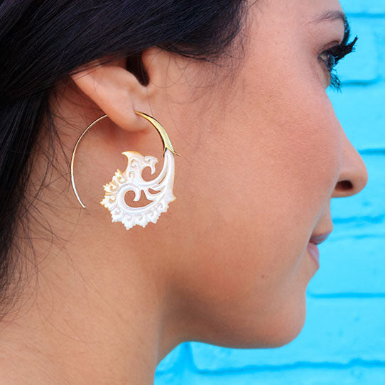 Isabelle Swirls - Black Shell